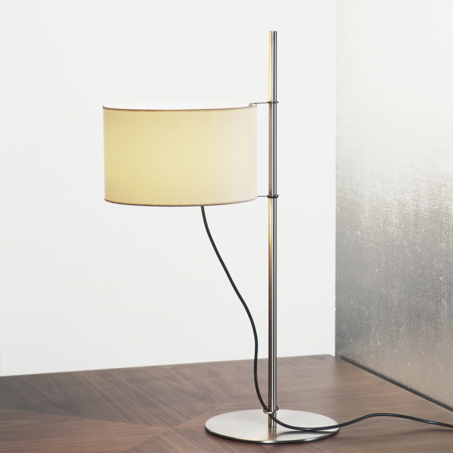 TMD table lamp by Santa and Cole Lamps